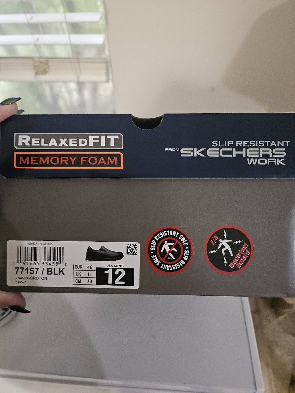 Mens Work Skechers Relaxed Fit and Memory Foam Size 12 - Picture 2 of 9